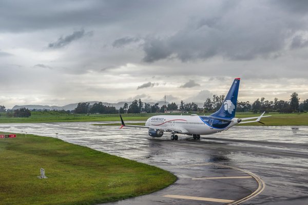 Où séjourner pour des vacances en Provence avec des ateliers de cuisine et des dégustations de vins locaux ?